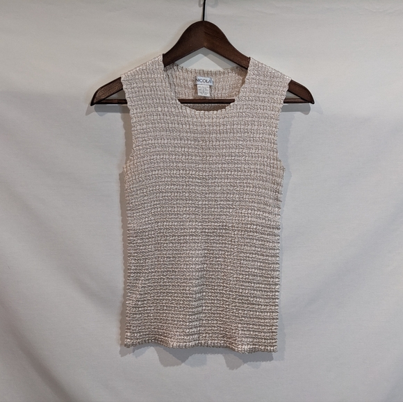 NICOLA Tops - Vintage Nicola Satin Champagne Textured Bubble Tank Size M